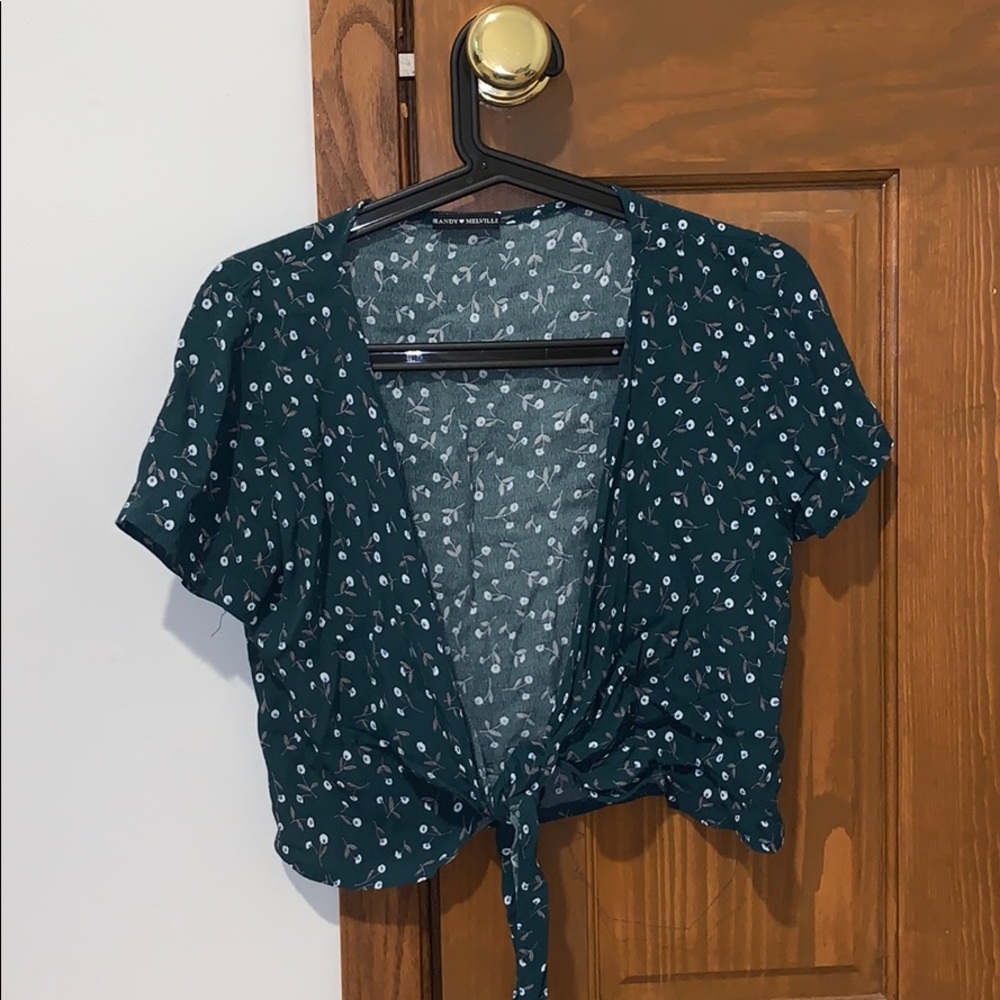 T shirt tie top